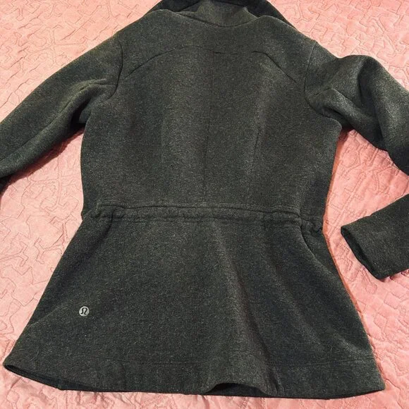 LuLulemon zip sweatshirt - Picture 3 of 5